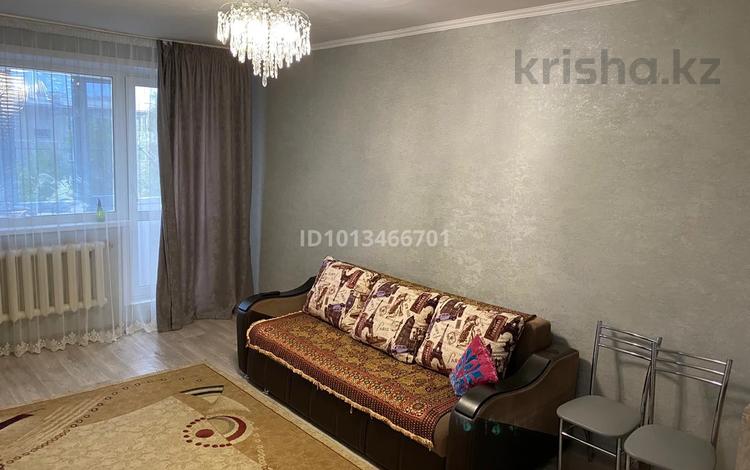 2-комнатная квартира · 46 м² · 5/5 этаж, Майкудук, Мкр Восток-2 10 — Ануар за 12.7 млн ₸ в Караганде, Алихана Бокейханова р-н — фото 2