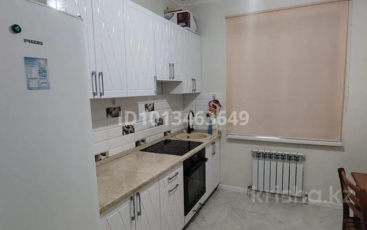 1-бөлмелі пәтер · 40 м² · 11/18 қабат, Юго-Восток ш/а., Шахтеров 52, бағасы: 22 млн ₸ в Караганде, Казыбек би р-н — фото 3