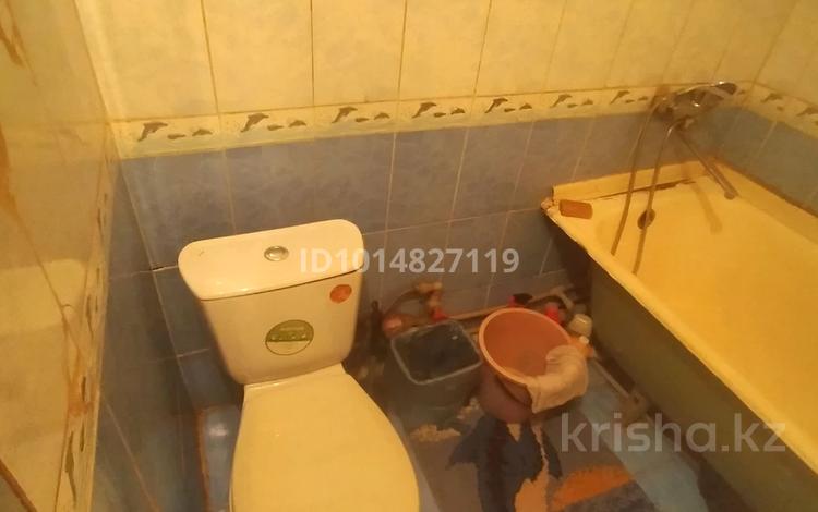 2-комнатная квартира · 46 м² · 2/5 этаж, Абая 6 за 110 000 ₸ в Балхаше — фото 2