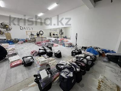 Еркін, кеңселер, дүкендер мен бутиктер · 80 м², бағасы: 250 000 ₸ в Алматы, Наурызбайский р-н