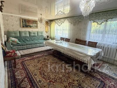 Жеке үй · 6 бөлме · 180 м² · 10 жүзд., Республика 10, бағасы: 33 млн ₸ в Талдыкоргане