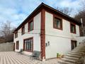 Отдельный дом · 6 комнат · 174.4 м² · 7.2 сот., мкр Коктобе, Ул.Омаровой — Ул.Омаровой за 135 млн ₸ в Алматы, Медеуский р-н