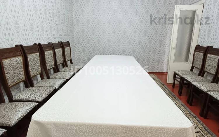 3-комнатная квартира · 65 м² · 4/5 этаж, Мынбулак 28 — 9 микрорайон 28 дом за 17 млн 〒 в Таразе — фото 2