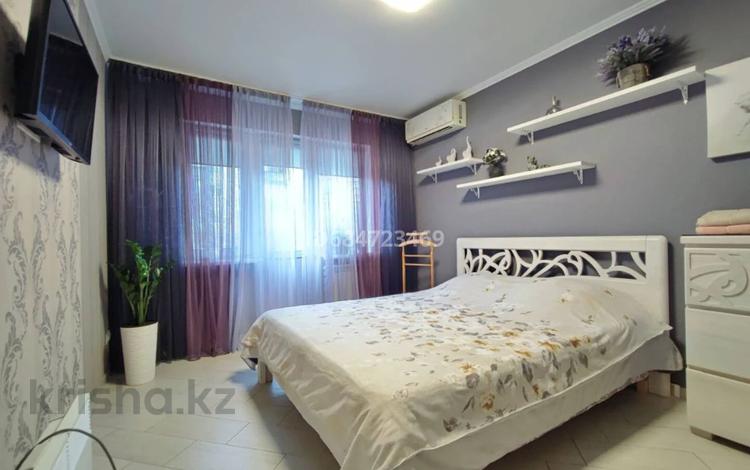 1-комнатная квартира · 48 м² · 5/9 этаж, Ул. Абая 164 за 10 000 ₸ в Костанае — фото 2