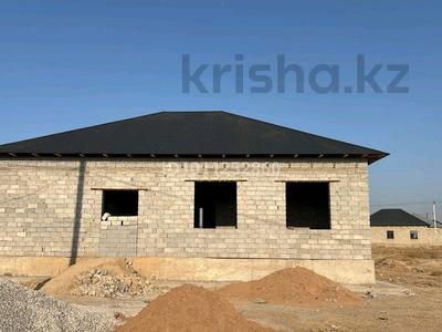 Отдельный дом · 3 комнаты · 150 м² · 6 сот., Қонаева 99 — Спабек магазин артында за 10 млн 〒 в Шубарсу