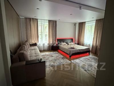 1-комнатная квартира · 39 м² · 1/4 этаж, Мауленова 38 — Гоголя за 2 000 ₸ в Алматы, Алмалинский р-н