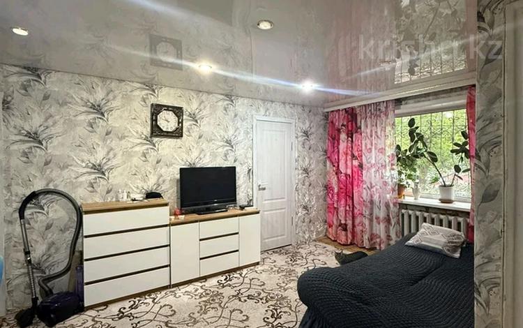 3-комнатная квартира · 53.6 м² · 1/3 этаж, 71 квартал 3 — 72 квартал за 18 млн ₸ в Семее — фото 2