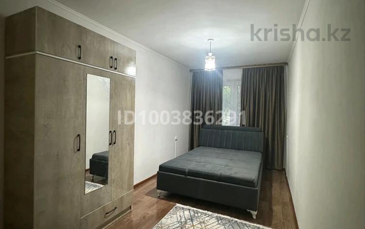 2-бөлмелі пәтер · 45 м² · 1/5 қабат, Мкр1 Ақбұлақ 16, бағасы: 120 000 ₸ в Таразе — фото 2