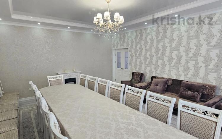 Отдельный дом · 5 комнат · 178 м² · 9 сот., 1-й 12 за 49 млн ₸ в Атырау — фото 2