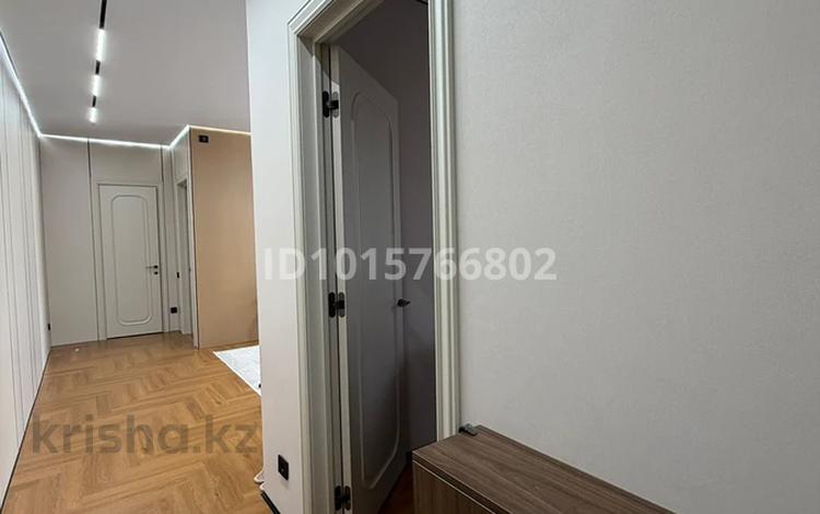 2-комнатная квартира · 63 м² · 2/12 этаж, Райымбек батыр 2 за 65 млн ₸ в Астане, Сарайшык р-н — фото 2