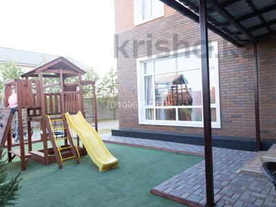 Отдельный дом · 5 комнат · 238 м² · 10 сот., мкр Уркер 29 — Укили Ыбырай за 120 млн 〒 в Астане, Нура р-н