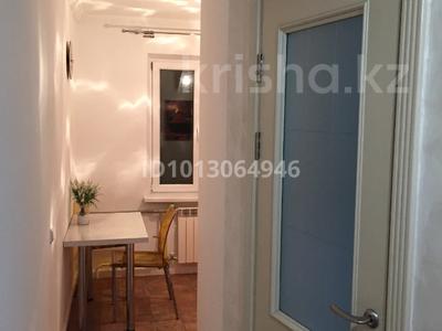 2-бөлмелі пәтер · 44 м² · 4/4 қабат, Валиханова 23, бағасы: 35 млн ₸ в Алматы, Медеуский р-н