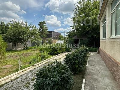 5-комнатная квартира · 170 м² · 2/2 этаж, Кунаева 17 за 250 000 〒 в Актобе, мкр. Курмыш