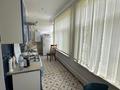 5-комнатная квартира · 170 м² · 2/2 этаж, Кунаева 17 за 250 000 〒 в Актобе, мкр. Курмыш — фото 10