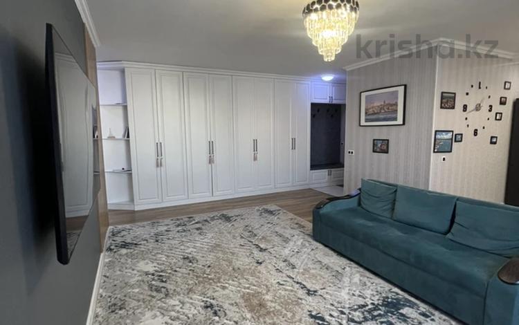 3-комнатная квартира · 92 м² · 2/10 этаж, Кайыма Мухамедханова 19 — Хан шатыр за 56.5 млн ₸ в Астане, Нура р-н — фото 2