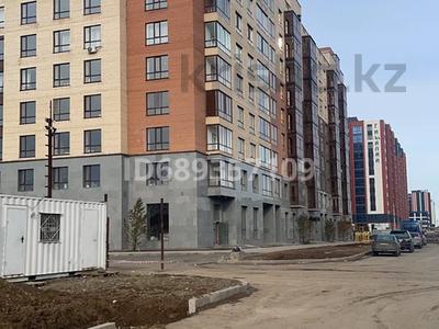 3-бөлмелі пәтер, 88 м², 9/9 қабат, Нәжмудинова 44, бағасы: 36.5 млн 〒 в Астане, Алматы р-н