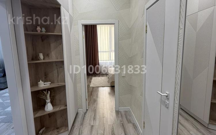 2-комнатная квартира · 54 м² · 7/9 этаж, Казыбек Би 19/1 — Розы Баглановой за 300 000 ₸ в Астане, Нура р-н — фото 2