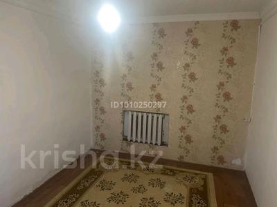 Отдельный дом · 2 комнаты · 60 м², мкр Геолог, Жадыра 6 за 70 000 〒 в Атырау