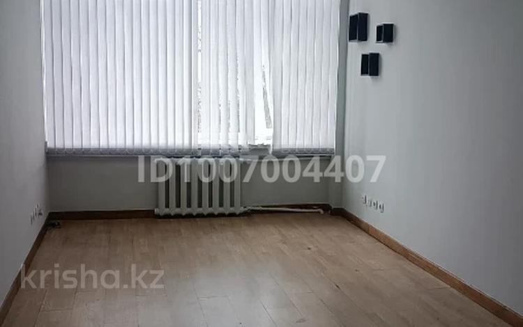 Еркін, кеңселер · 19 м², бағасы: 152 000 ₸ в Алматы, Алмалинский р-н — фото 2