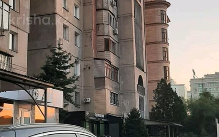 3-комнатная квартира · 70 м² · 7/12 этаж, мкр Самал-2 77 — Мендикулова за 380 000 ₸ в Алматы, Медеуский р-н — фото 14