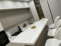 4-бөлмелі пәтер · 110 м² · 1/5 қабат, Базарбай Жуманиязов 91 — На пересечение улиц Тәуелсіздік и Алаш, бағасы: ~ 49 млн ₸ в Уральске — фото 18