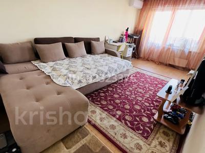 3-комнатная квартира, 62 м², 4/5 этаж, мкр Алмагуль 5 за 41 млн 〒 в Алматы, Бостандыкский р-н