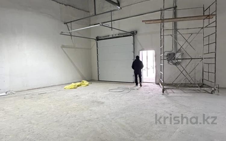 Склады · 300 м² за 600 000 ₸ в Актобе, жилой массив Заречный-1 — фото 4