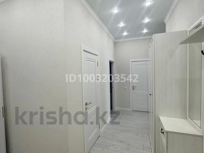3-комнатная квартира · 100 м² · 3/15 этаж, Кошкарбаева — Қасым Аманжолова за 50 000 〒 в Астане, Алматы р-н