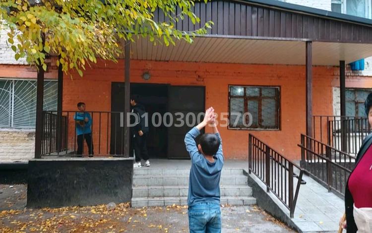 2-комнатная квартира · 36 м² · 3/5 этаж, Төлеби 8 — Төлеби/Сыпатай батыр за ~ 4.1 млн 〒 в Таразе — фото 2