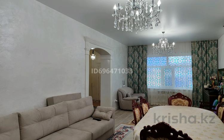 Отдельный дом · 4 комнаты · 200 м² · 5 сот., Х.Доспановой — Жд.больницы за 36.8 млн ₸ в Актобе, мкр Москва — фото 22