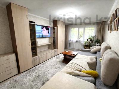 2-бөлмелі пәтер · 45 м² · 1/5 қабат, 22-шағынаудан 4, бағасы: 14.5 млн ₸ в Караганде, Алихана Бокейханова р-н