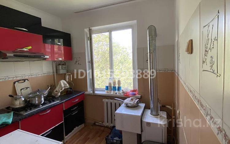 2-комнатная квартира · 47 м² · 5/5 этаж, 3 мкр 8 за 100 000 ₸ в Байкент — фото 2