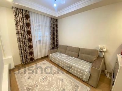 3-комнатная квартира · 70 м² · 2/10 этаж, Кенесары хана 54/1-45 за 53 млн ₸ в Алматы, Наурызбайский р-н