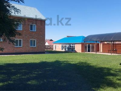 Дом · 5 комнат · 254 м², Айтыкова 66/1 за 120 000 〒 в Усть-Каменогорске