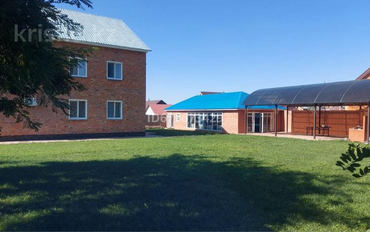 Дом · 5 комнат · 254 м², Айтыкова 66/1 за 120 000 ₸ в Усть-Каменогорске — фото 44