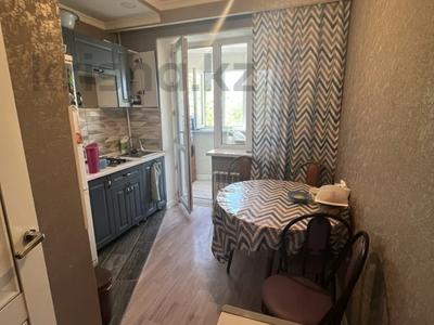 1-комнатная квартира · 32 м² · 4/5 этаж, самал 8 за 13 млн 〒 в Талдыкоргане, мкр Самал