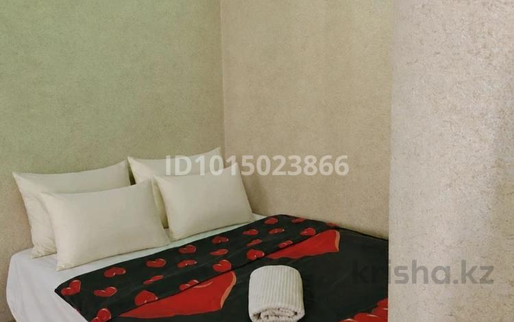 1-комнатная квартира · 40 м² · 3/10 этаж, 4-й мкр 9 — Возле моря за 8 000 ₸ в Актау — фото 2
