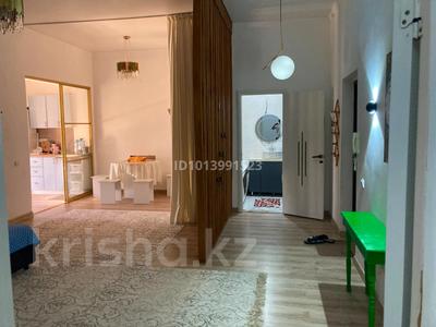 2-бөлмелі пәтер · 80 м² · 4/6 қабат, 31Б ш/а., бағасы: 12 000 ₸ в Актау, 31Б мкр