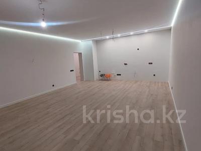 2-комнатная квартира · 93 м² · 9/12 этаж, мкр. Самал-3 15 — Аль-Фараби за 89.9 млн 〒 в Алматы, Медеуский р-н