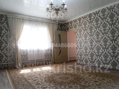 Жеке үй · 2 бөлме · 66 м² · 66 жүзд., Сарықамыс-2 ш/а.., А.Ермекова 29 — 6, бағасы: 13.5 млн ₸ в Атырау, мкр Сарыкамыс-2