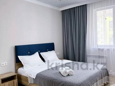 2-бөлмелі пәтер, 47 м², 7 қабат тәулігіне, Туран 55/11, бағасы: 15 000 〒 в Астане, Есильский р-н