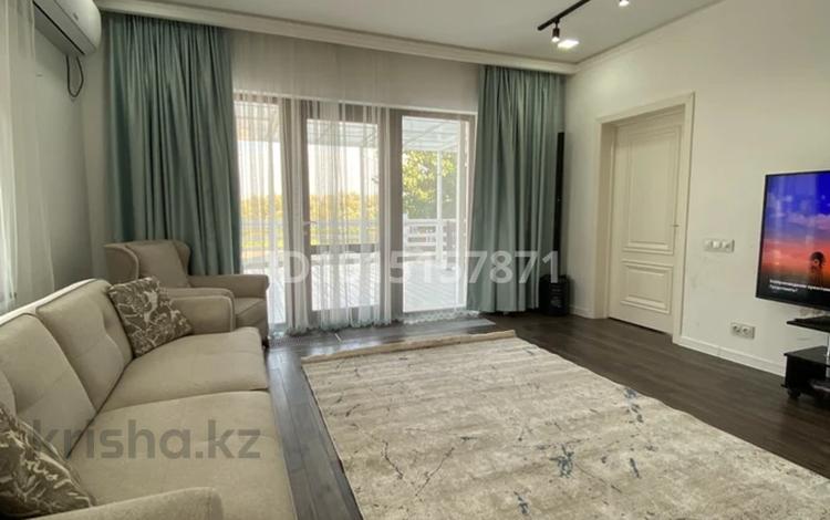 Дом · 3 комнаты · 120 м², Жагалау 21 — Возле Старого Собора за 40 000 ₸ в Уральске, мкр Школьник — фото 2