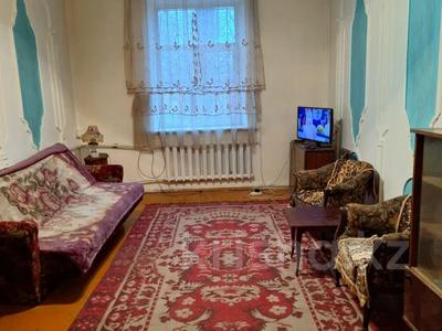 2-комнатная квартира, 58 м², 1/2 этаж, Суюнбая 298 за 17.5 млн 〒 в Алматы, Турксибский р-н