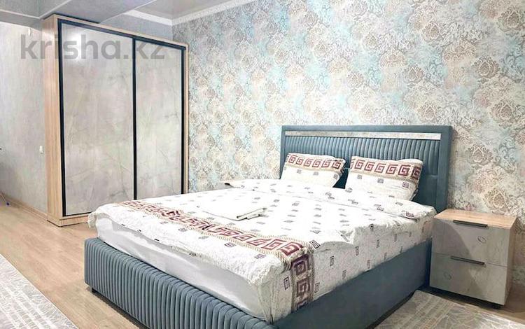 1-комнатная квартира · 40 м² · 4/13 этаж, Утеген батыра 17б за 15 500 ₸ в Алматы, Ауэзовский р-н — фото 2