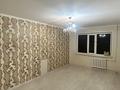 3-комнатная квартира · 62 м² · 3/5 этаж, Майкудук, 15й микрорайон 3 за 180 000 ₸ в Караганде, Алихана Бокейханова р-н — фото 2