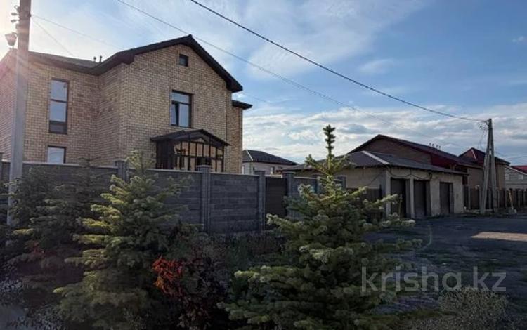 Отдельный дом · 7 комнат · 450 м² · 10 сот., мкр Кунгей , Сейдимбека 4 за 99 млн ₸ в Караганде, Казыбек би р-н — фото 66