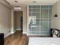 4-бөлмелі пәтер · 200 м² · 5/21 қабат, мкр Самал-2 33A — проспект Достык, бағасы: 200 млн ₸ в Алматы, Медеуский р-н — фото 10