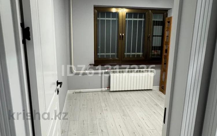 3-бөлмелі пәтер · 80 м² · 1/8 қабат, мкр Коктем-1 8 — Тимирязева-весновка, бағасы: 69 млн ₸ в Алматы, Бостандыкский р-н — фото 2