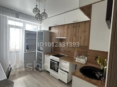 2-бөлмелі пәтер · 70 м² · 9/10 қабат, Есенберлина 13/4 — Есенберлина-Аль фараби-Казыбек би, бағасы: 200 000 ₸ в Усть-Каменогорске, Ульбинский