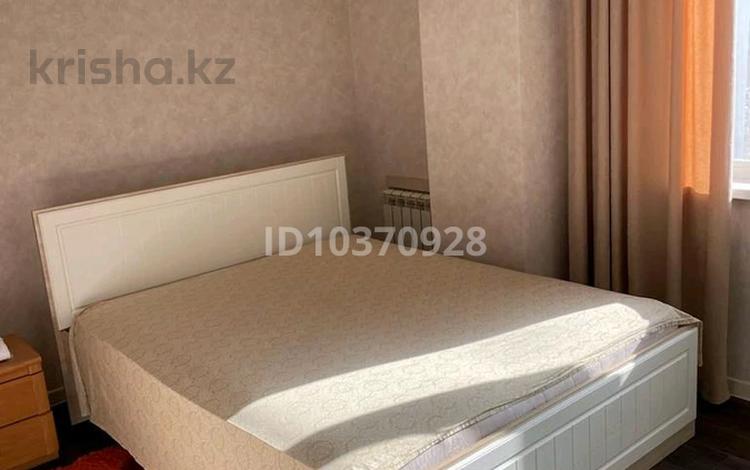 3-комнатная квартира, 75 м², 5/18 этаж помесячно, Туркестан 2 за 250 000 〒 в Астане, Есильский р-н — фото 31